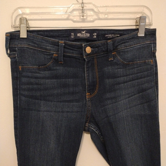 Hollister - 28x26 Distressed Low Rise Jean Legging - Picture 3 of 14